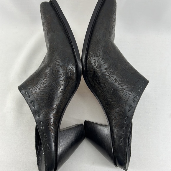 Charlie Horse Mules - Picture 8 of 9